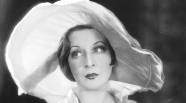  Janina Romanówna w przedstawieniu „Pigmalion” George'a Bernarda Shawa w Teatrze Polskim w Warszawie w 1934 r.  