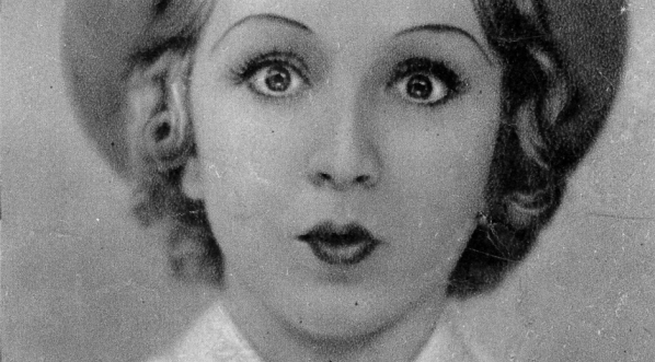  Loda Niemirzanka w filmie "Ada, to nie wypada!" z roku 1936.  