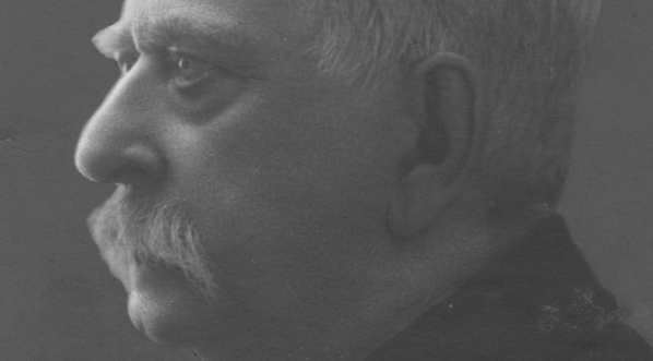  Alfons Parczewski - prawnik, historyk, profesor Uniwersytetu Warszawskiego, profesor i rektor Uniwersytetu Wileńskiego, członek Polskiej Akademii Umiejętności.  