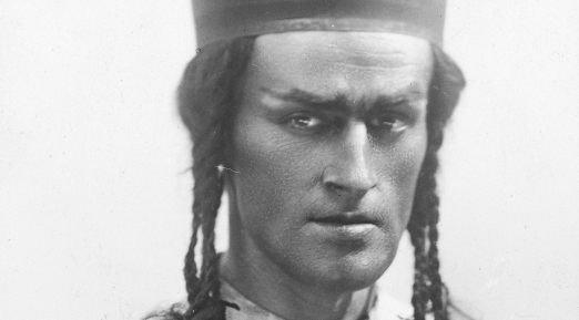  Jarosław Skulski jako Bryndus w przedstawieniu "Krakowiacy i Górale" w Teatrze Miejskim im. W. Bogusławskiego w Kaliszu w 1937 r.  