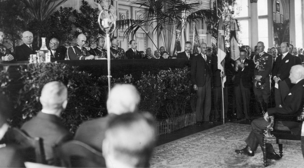  Obchody w Warszawie 25 rocznicy powstania Stowarzyszenia Uczestników Ruchu Niepodległościowego "Zarzewie", czerwiec 1934 r.  