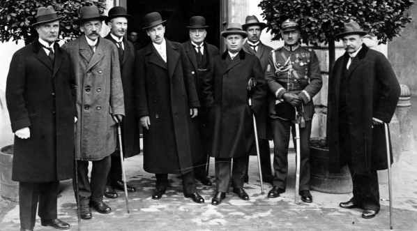  Zaprzysiężenie gabinetu Józefa Piłsudskiego, Warszawa 02.10.1926 r.  