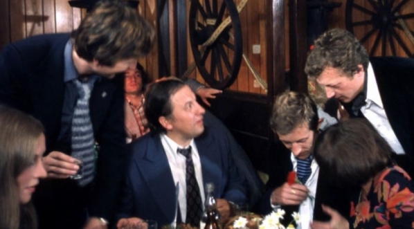  Scena z filmu "Próba ognia i wody" z 1978 roku.  