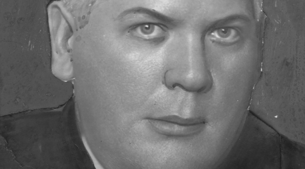  Edmund Majkowski - ksiądz kanonik.  