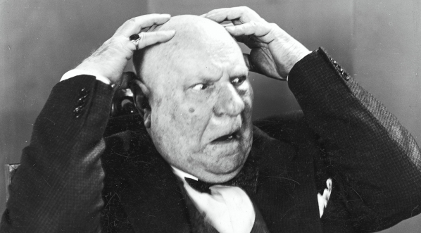  Mieczysław Frenkiel jako Burmistrz miasta Grajdołek w filmie "Ułani, ułani, chłopcy malowani" z 1931 roku.  