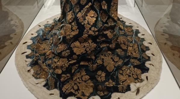  Płaszcz koronacyjny Augusta III Wettyna.  