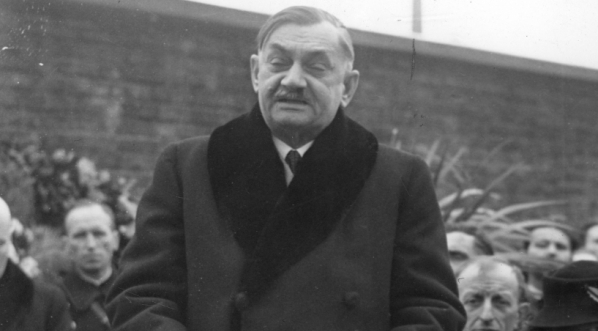  Pogrzeb byłego ministra przemysłu i handlu Stefana Przanowskiego w Warszawie 21.02.1938 r.  