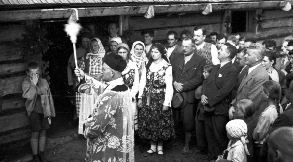  Otwarcie i poświęcenie wzorowej zagrody dla bydła rasy czerwonej w sierpniu 1937 r.  