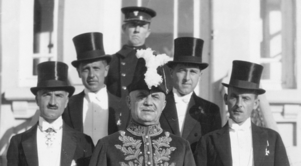 Złożenie listów uwierzytelniających prezydentowi Turcji Mustafie Kemalowi Ataturkowi przez posła nadzwyczajnego i ministra pełnomocnego Polski w Turcji Kazimierza Olszowskiego, 25.10.1928 r.  