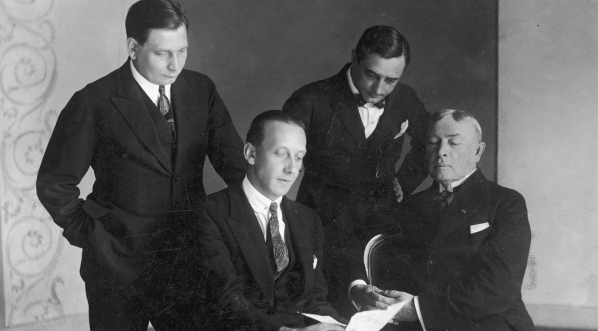  Narada przed sztuką „Don Juan Tenorio” Jose Zorilli w Teatrze Narodowym w Warszawie w 1924 r.  