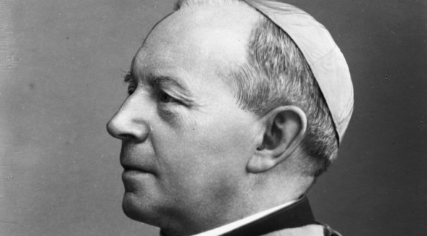  Adolf Piotr Szelążek - biskup łucki.  