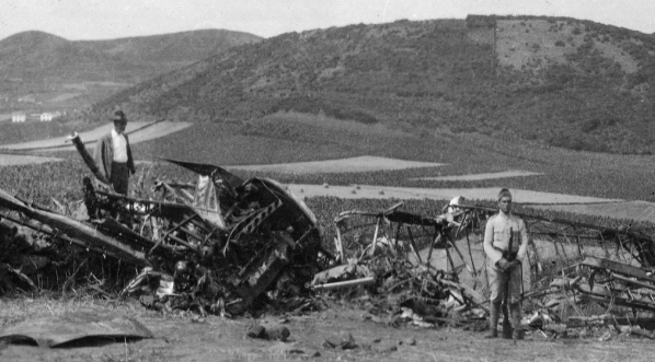  Miejsce katastrofy samolotu majorów Kazimierza Kubali i Ludwika Idzikowskiego na wyspie Graciosa (Azory) w 1929 r.  