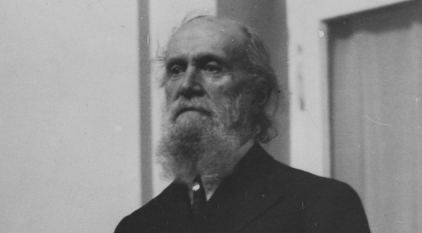  Prof. Tadeusz Zieliński przemawiający na uroczystym posiedzeniu Polskiego Towarzystwa Filologicznego z okazji 40-lecia tej organizacji,  23.03.1934 r. .  