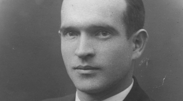  Kpt. Artur Reyman - szef Biura Hydrograficznego.  