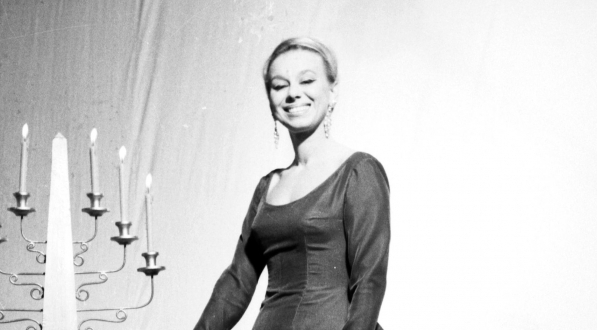  Zofia Kucówna w sztuce "Pan Wokulski" w Teatrze Powszechnym w Warszawie, styczeń 1967 rok.  
