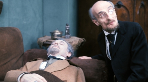  Scena z filmu Ryszarda Bera "Lalka" z 1977 r.  