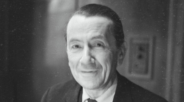  Zbigniew Świętochowski, spiker rozgłośni warszawskiej Polskiego Radia.  