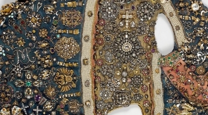  Sukienka diamentowa obrazu Matki Boskiej Częstochowskiej.  