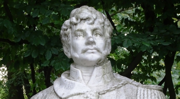  Popiersie księcia Józefa Poniatowskiego z jego pomnika w parku Jordana w Krakowie.  