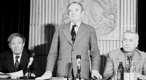  VIII Plenum Naczelnego Komitetu Zjednoczonego Stronnictwa Ludowego w Warszawie 13.10.1977 r.  