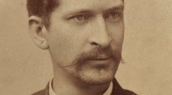  Portret Antoniego Piotrowskiego (1853-1924), malarza (popiersie).  