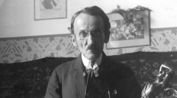  Jan Flach.  