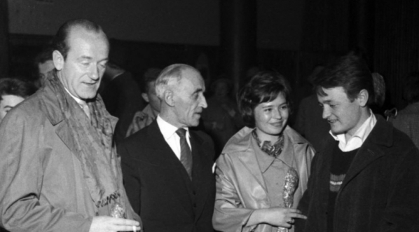  Premiera filmu "Ludzie z pociągu" w 1961 r.  