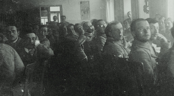  Legioniści podczas obiadu w Zakopanem w listopadzie 1914 r.  