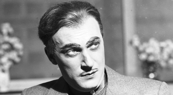  Eugeniusz Solarski w roli Zawjałowa w przedstawieniu "Kwiecista droga" Walentina Katajewa w Teatrze im. Juliusza Słowackiego w Krakowie w 1935 r.  