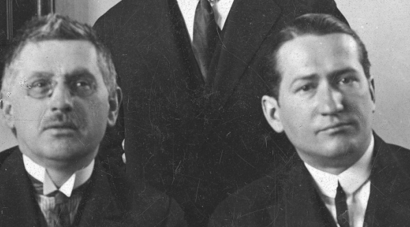  Przedstawiciele teatru: kierownik literacki teatru Reduta w Wilnie: Mieczysław Limanowski, reżyser Iwo Gall, Mikołaj Krasowski.  