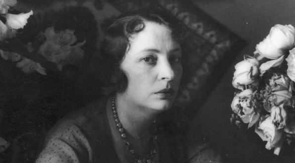  Julia Skarżyńska, żona Stanisława Skarżyńskiego, wysyła depeszę gratulacyjną do męża do Buenos Aires.  