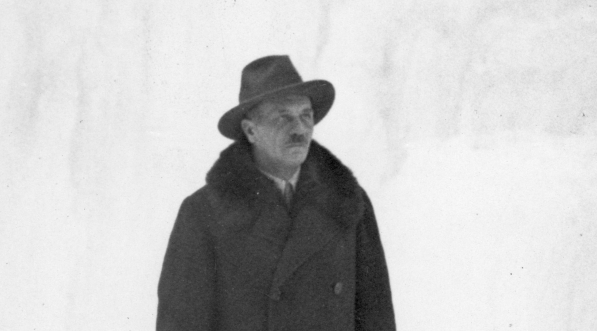  Marszałek Sejmu Kazimierz Świtalski na spacerze w Zakopanem.  