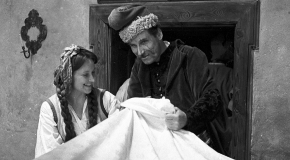  Scena z filmu Andrzeja Wajdy "Popioły" z 1965 r.  