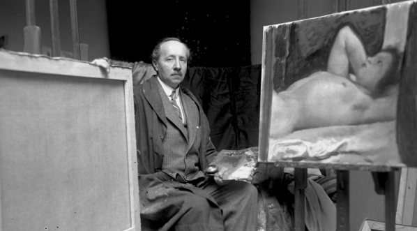  Artysta malarz Wojciech Weiss w swojej pracowni w 1933 roku.  