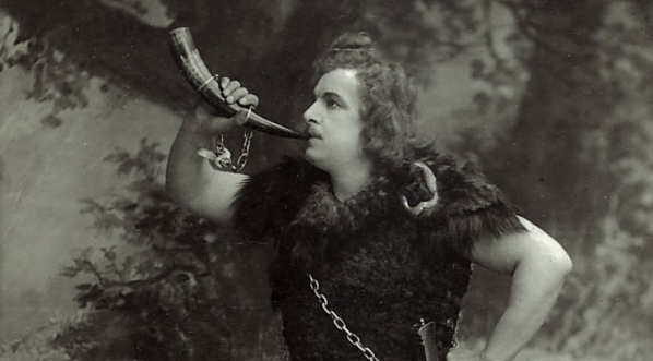  Jan Reszke w tytułowej roli w operze Wagnera "Zygfryd".  