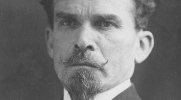  Antoni Bolesław Dobrowolski - geofizyk, meteorolog, podróżnik, pedagog, profesor pedagogiki na Wolnej Wszechnicy.  