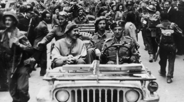  Wkroczenie polskich oddziałów 2 Korpusu Polskiego do Bolonii 21.04.1945 r.  