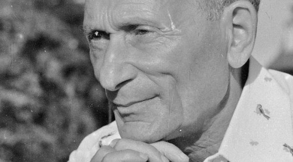  Pisarz Julian Stryjkowski w sierpniu 1975 r.  