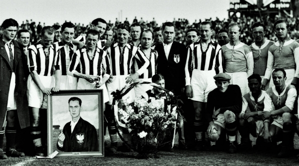  Mecz piłkarski Cracovia - FAC Wiedeń w Krakowie w kwietniu 1933 r.  