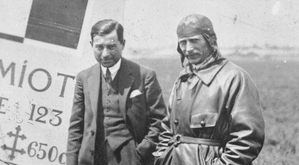  Drugi lot transatlantycki majorów Kazimierza Kubali i Ludwika Idzikowskiego nad Atlantykiem w lipcu 1929 r.  