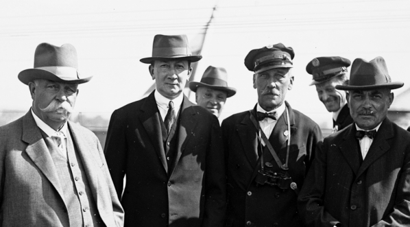  Międzynarodowy wyścig samochodowy i motocyklowy we Lwowie w 1026 r.  