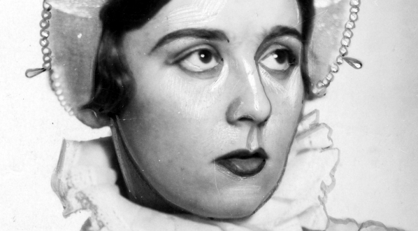  Krystyna Ankwicz-Szyjkowska w stroju scenicznym.  