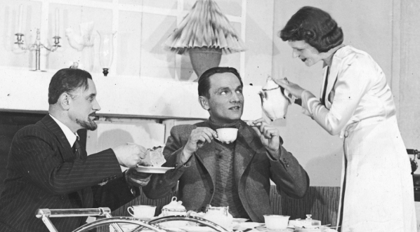  Przedstawienie "Dlaczego zaraz tragedia" Romana Niewiarowicza w Teatrze Miejskim w Bydgoszczy w marcu 1939 r.  