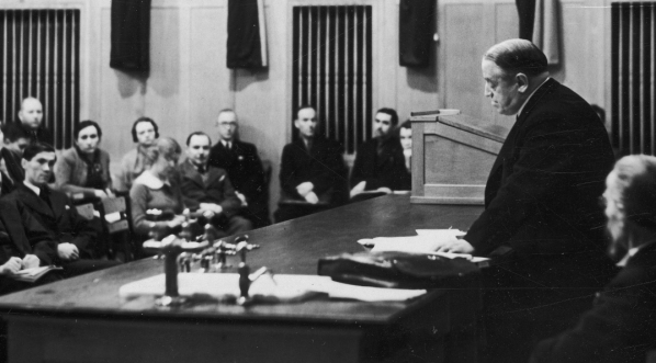  Kurs alkohologii w Państwowym Zakładzie Higieny w Warszawie 18.12.1937 r.  