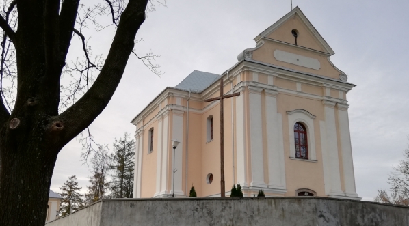  Kościół p.w. Św. Wojciecha w Górze Puławskiej.  