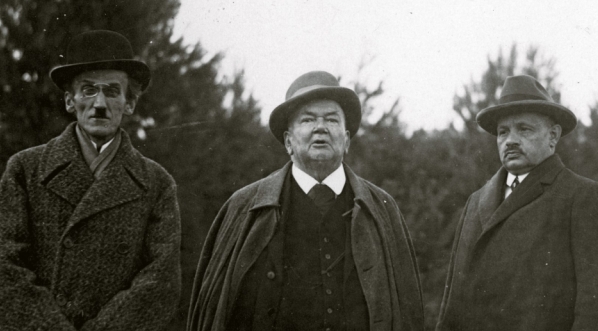 Dziennikarze: Józef Flach, Jan Chrzanowski i Roman Woyczyński.  