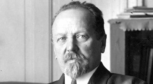  Antoni Sujkowski, minister wyznań religijnych i oświecenia publicznego.  