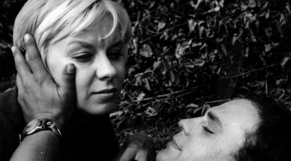  Zofia Kucówna i Roman Wilhelmi w filmie "Wiano" z 1963 roku.  