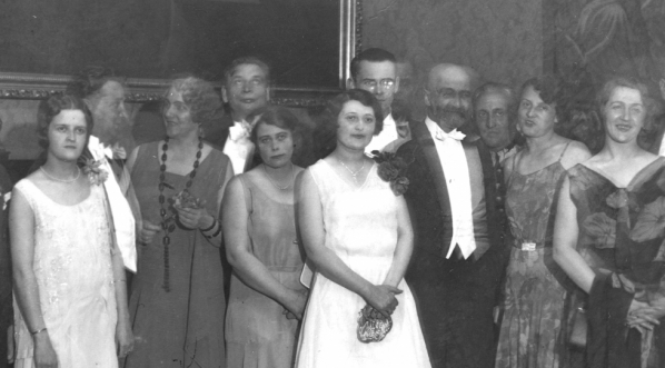  Bal "polskiego perkalu" w gmachu Prezydium Rady Ministrów w Warszawie, 1930 rok.  