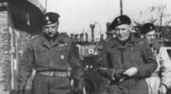  Generałowie Klemens Rudnicki i Stanisław Maczek w Wilhelmshaven w maju 1945 r.  